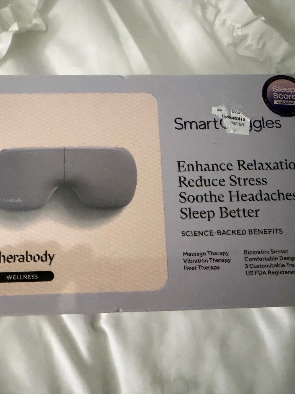 Therabody Eye & Temple Massage Mask in Light Gray